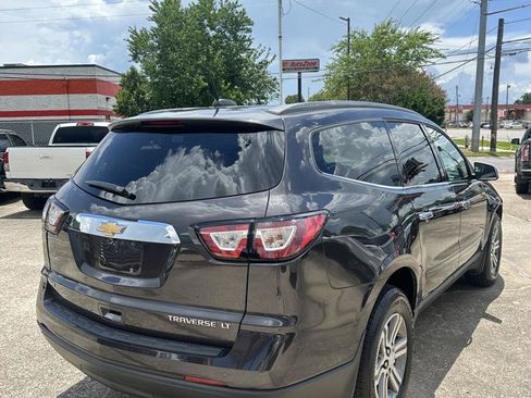 Used 2016 Chevrolet Traverse LT AWD/4WD image 3