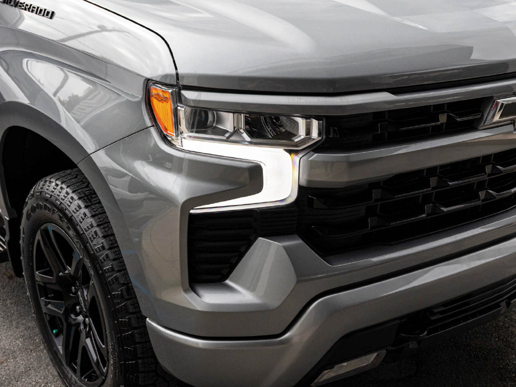 Used 2024 Chevrolet Silverado 1500 RST w/ Protection Package AWD/4WD image 34