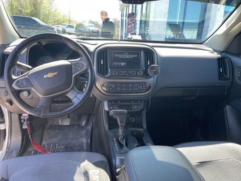 Used 2018 Chevrolet Colorado Z71 image 9