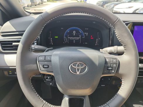 New 2026 Toyota Camry SE w/ Multimedia Upgrade Package FWD image 8