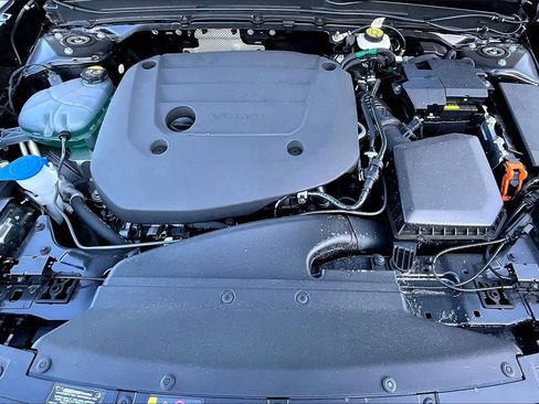 New 2026 Volvo XC40 B5 Core w/ Protection Package Premier image 12