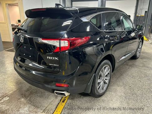 Used 2022 Acura RDX AWD w/ Technology Package image 3