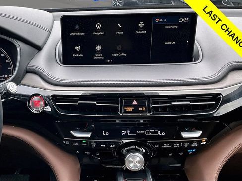 Certified 2024 Acura MDX SH-AWD w/ Advance Package image 6