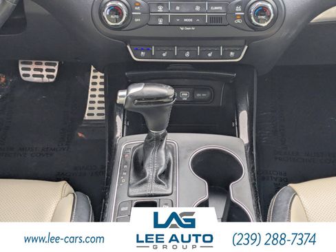 Used 2017 Kia Sorento SX image 17