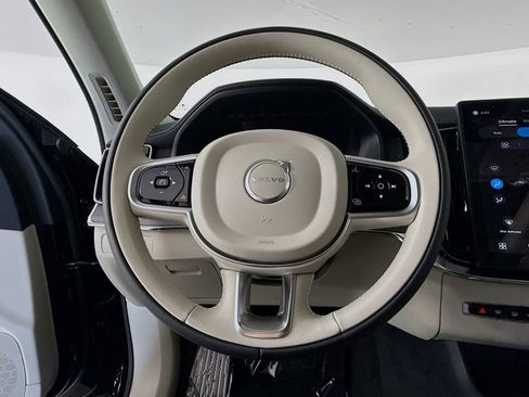 New 2026 Volvo XC90 T8 Ultra w/ Protection Package AWD/4WD image 11