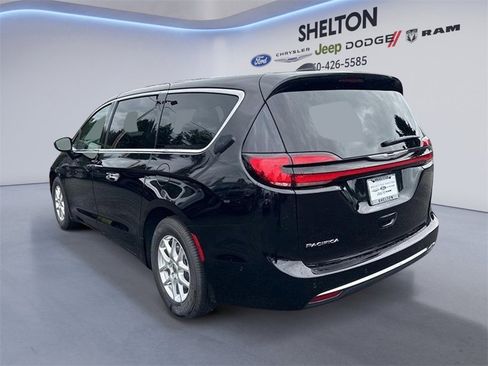 New 2025 Chrysler Pacifica Select w/ Uconnect Theater Family Group image 7