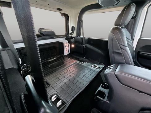 Used 2021 Jeep Wrangler Sport AWD/4WD image 20