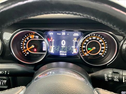 Used 2021 Jeep Wrangler Unlimited Sahara image 25