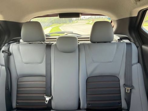 Used 2022 Nissan Kicks SR FWD image 19