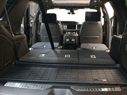 Used 2021 GMC Yukon Denali w/ Denali Premium Package image 82