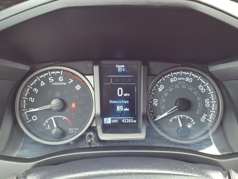 Used 2023 Toyota Tacoma TRD Off-Road image 32