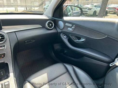 Used 2020 Mercedes-Benz C 300 4MATIC Sedan image 31