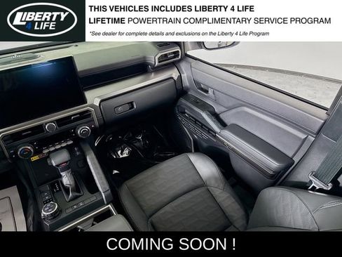 Used 2025 Toyota 4Runner SR5 image 23