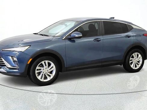 Used 2025 Buick Envista Preferred w/ Convenience I Package FWD image 4