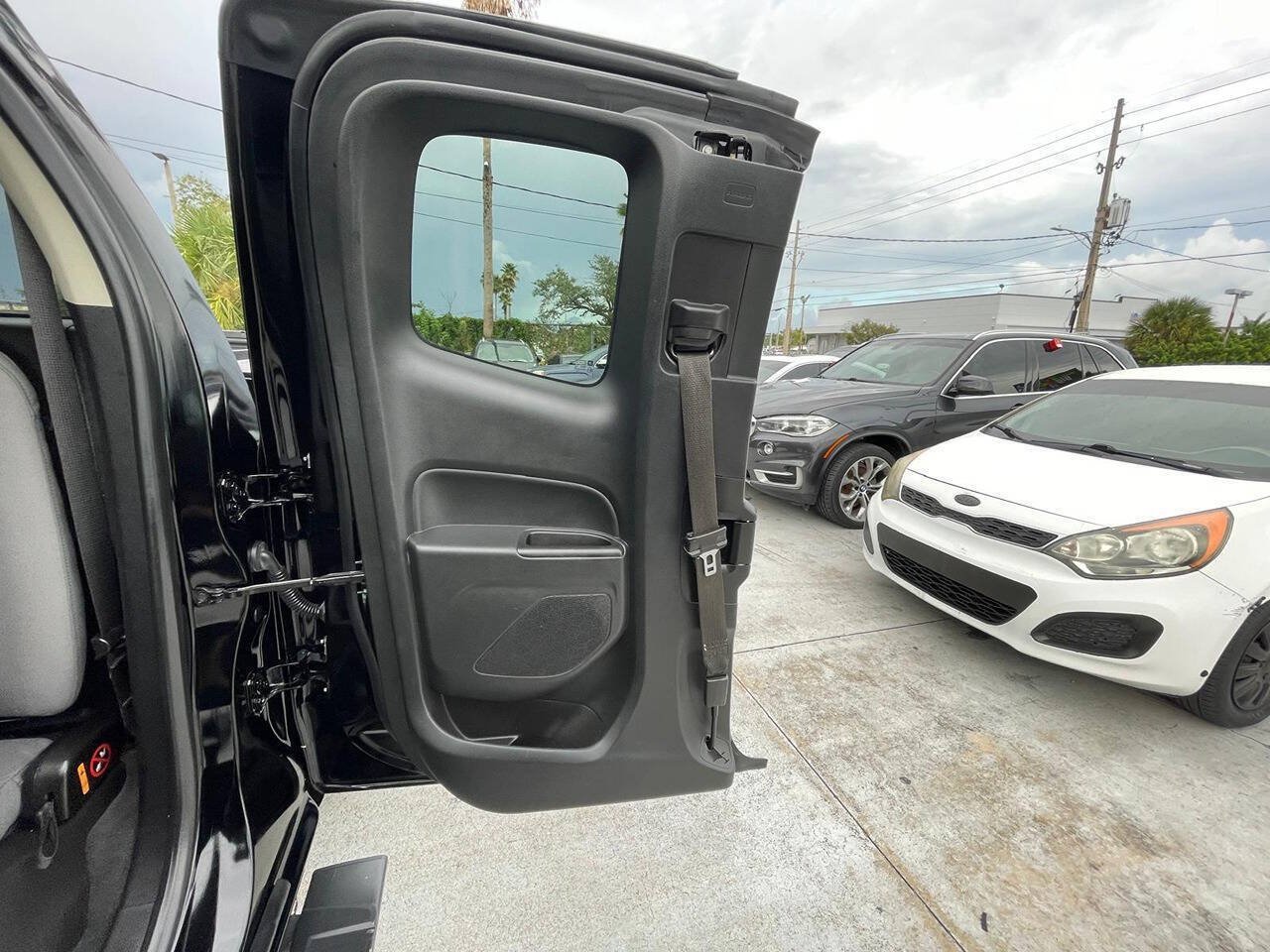 Used 2020 Chevrolet Colorado W/T w/ WT Convenience Package AWD/4WD image 5