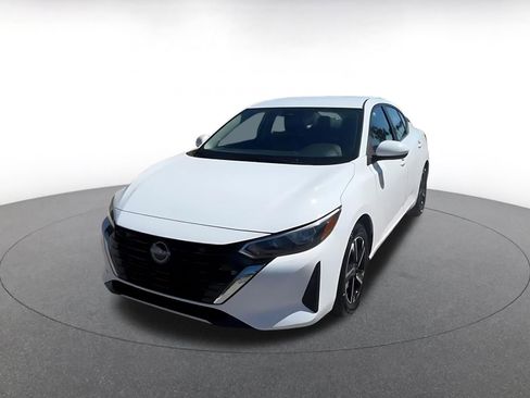 Used 2025 Nissan Sentra SV image 7