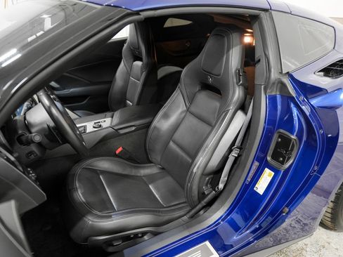 Used 2016 Chevrolet Corvette Stingray Coupe w/ 2LT Preferred Equipment Group RWD image 10