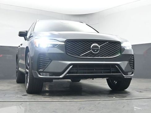 New 2026 Volvo XC60 B5 Plus w/ Protection Package Premier image 39