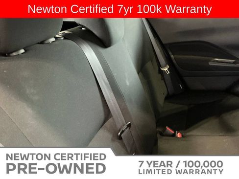 Used 2023 Nissan Kicks S FWD image 12