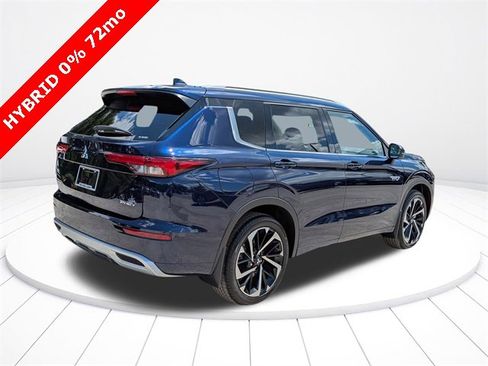 New 2025 Mitsubishi Outlander SEL image 4