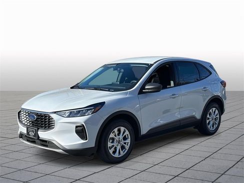 New 2026 Ford Escape Active image 3