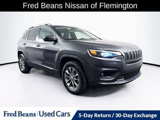 Used 2019 Jeep Cherokee Latitude Plus w/ Cold Weather Group video 1
