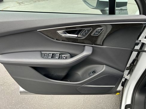 Used 2023 Audi Q7 3.0T Premium Plus w/ Premium Plus Package image 10