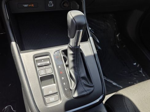 Used 2024 Honda CR-V LX image 18