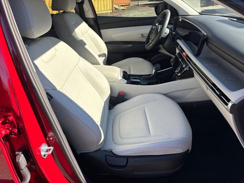 Certified 2025 Hyundai Tucson SEL image 13