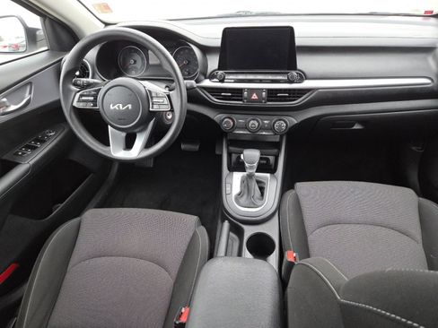 Used 2023 Kia Forte LXS w/ LXS Technology Package image 22