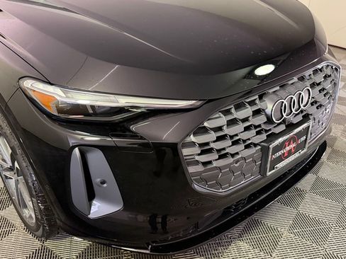 New 2025 Audi Q5 Premium Plus image 9