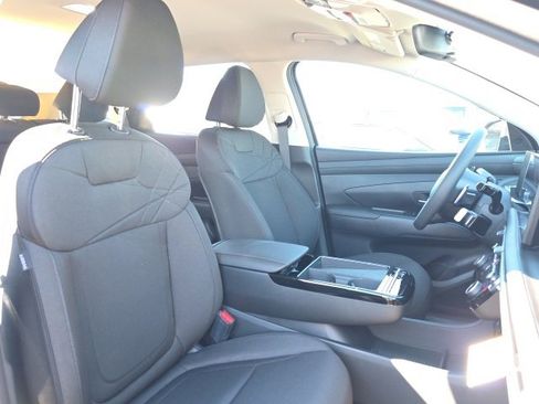 New 2026 Hyundai Tucson Blue SE image 8