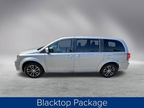 Used 2019 Dodge Grand Caravan SE image 11
