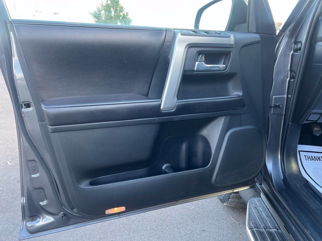 Used 2017 Toyota 4Runner SR5 RWD image 22