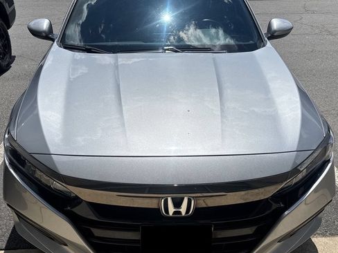 Used 2020 Honda Accord Sport image 2