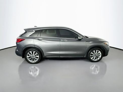 Used 2021 INFINITI QX50 Luxe FWD image 8