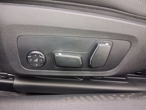 New 2026 BMW 430i Coupe w/ Parking Assistance Package image 12