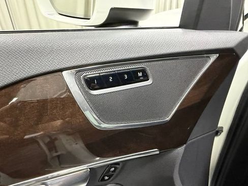Used 2018 Volvo XC90 T6 Momentum w/ Convenience Package AWD/4WD image 23