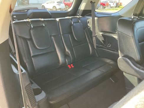 Used 2020 Ford Explorer XLT w/ Equipment Group 202A image 20