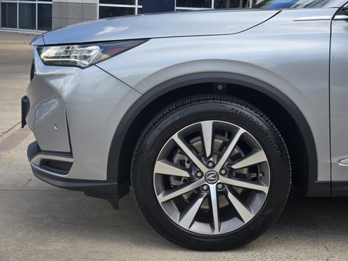 Certified 2025 Acura MDX w/ Technology Package image 10