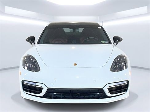 Used 2021 Porsche Panamera GTS image 10