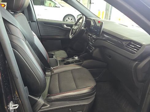 Used 2023 Ford Escape ST-Line Select w/ Tech Pack #2 AWD/4WD image 6