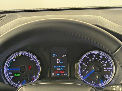 Used 2021 Toyota Venza LE image 17