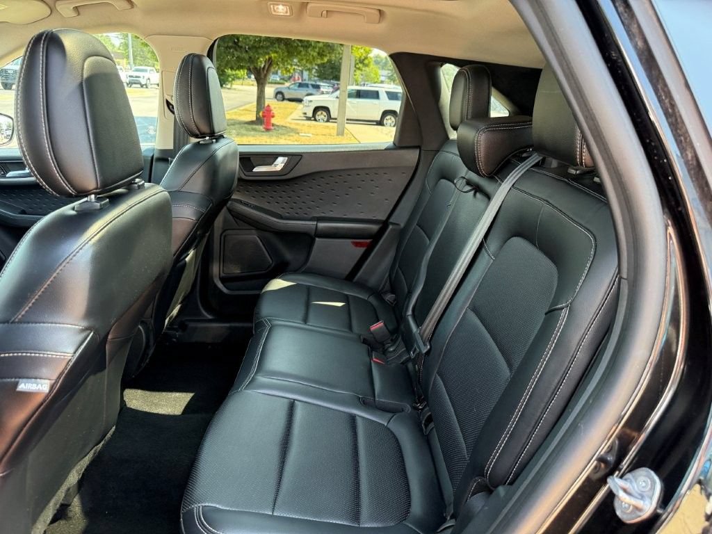Used 2020 Ford Escape SEL FWD image 17