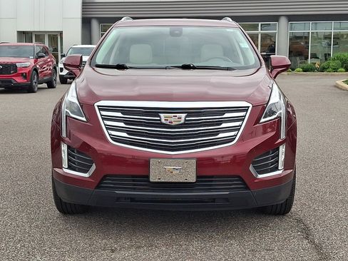 Used 2017 Cadillac XT5 Premium Luxury FWD image 3