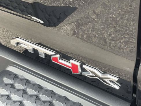 Certified 2024 GMC Canyon AT4X AWD/4WD image 10