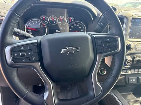 Used 2022 Chevrolet Silverado 1500 RST w/ Redline Edition AWD/4WD image 13