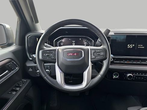 Used 2024 GMC Sierra 1500 SLT image 22