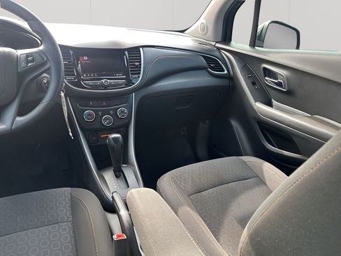 Used 2020 Chevrolet Trax LS w/ Tint and Cruise Package image 22
