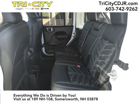 New 2025 Jeep Wrangler Willys image 30